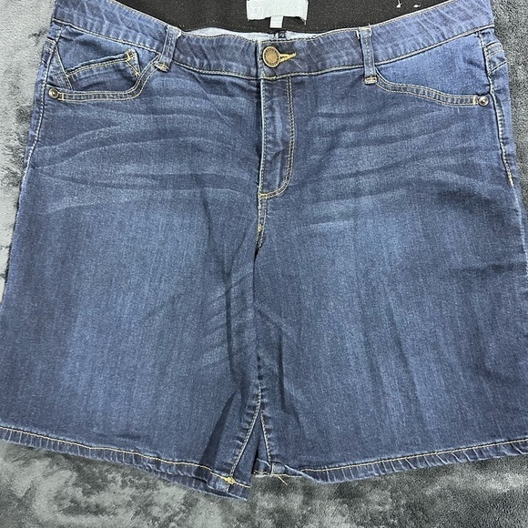 Wit & Wisdom Pants - Wit and Wisdom Dark Denim Shorts